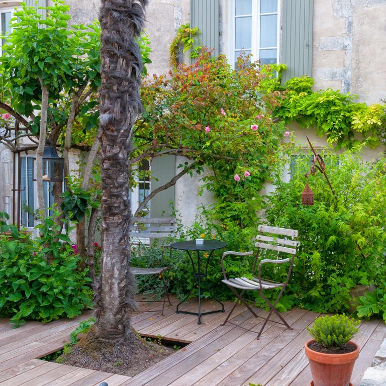 Hotel La Maison Douce